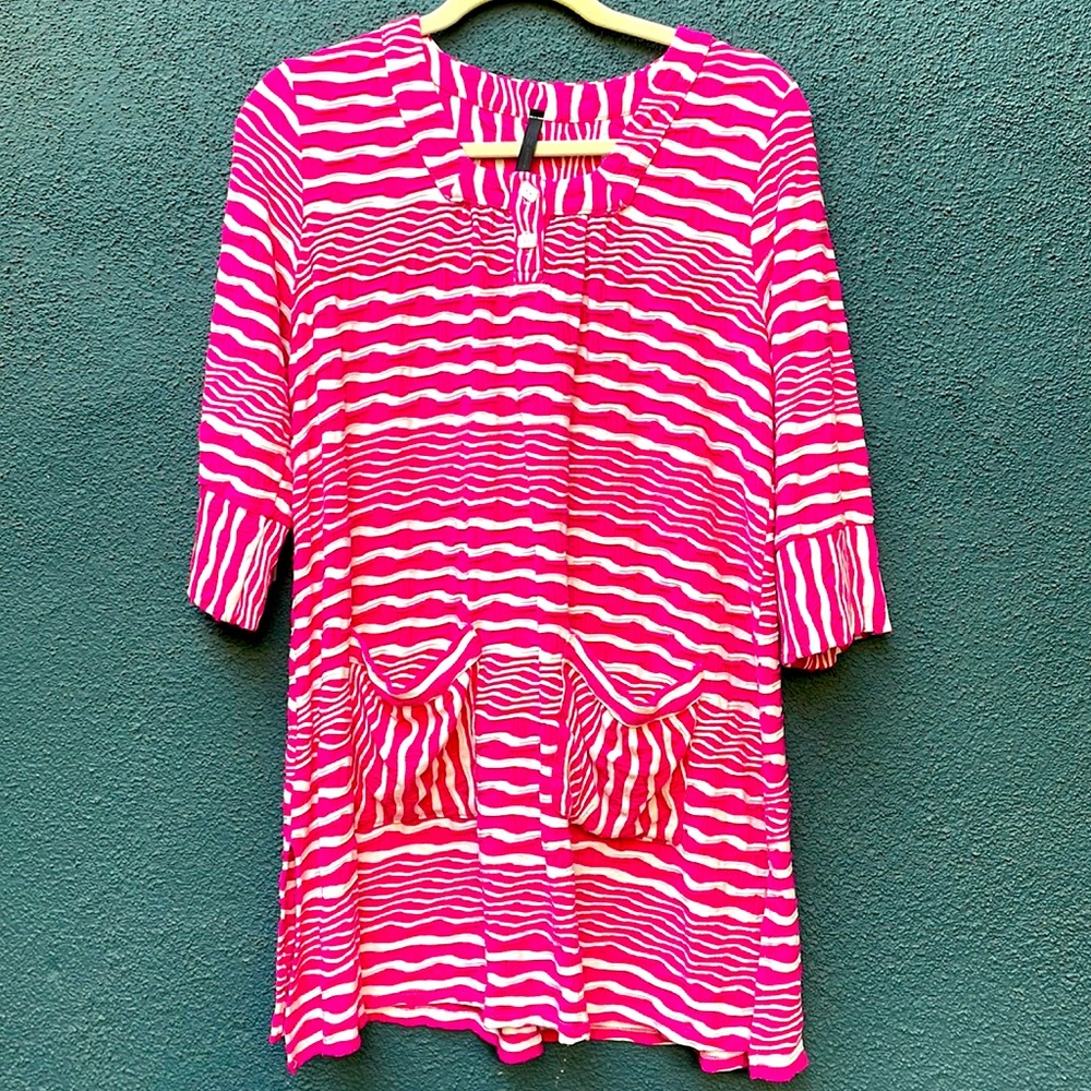 Cute pink and white cover up tunic L
